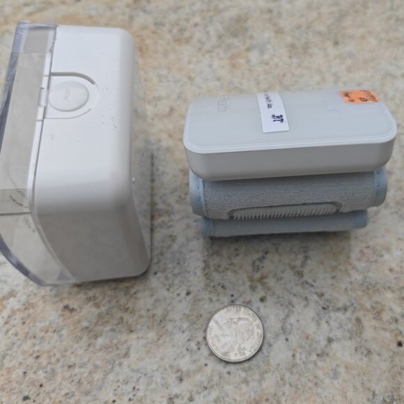 CORDLESS WIRELESS BLOOD PRESSURE UNIT - Picture 1 of 6